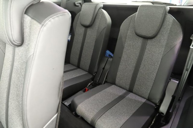 Peugeot 5008  1.6 BlueHDi 
