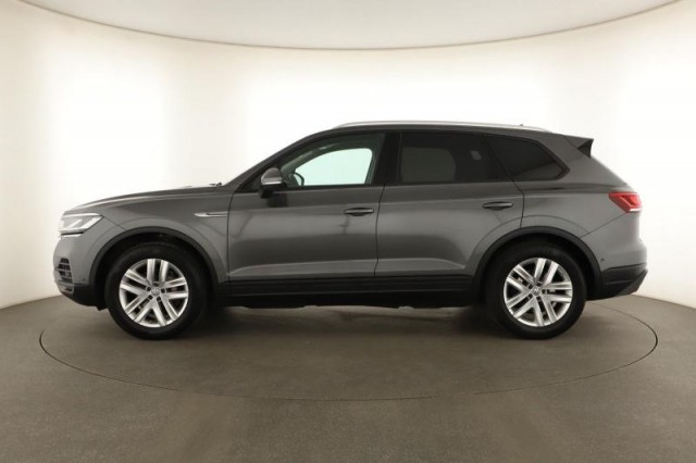 Volkswagen Touareg  3.0 TDI 