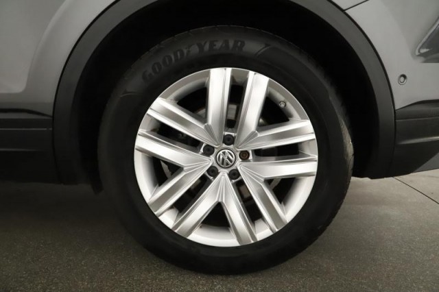 Volkswagen Touareg  3.0 TDI 