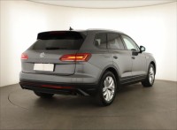 Volkswagen Touareg  3.0 TDI 