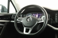 Volkswagen Touareg  3.0 TDI 