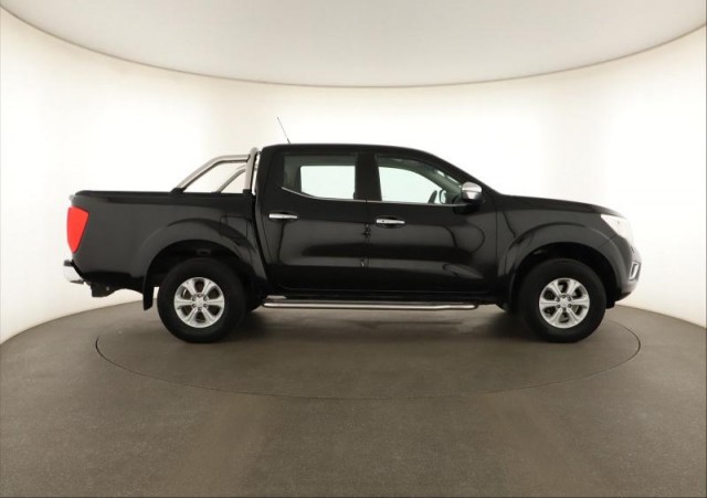 Nissan Navara  2.3 dCi 