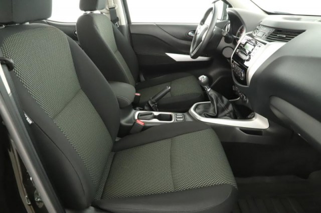 Nissan Navara  2.3 dCi 
