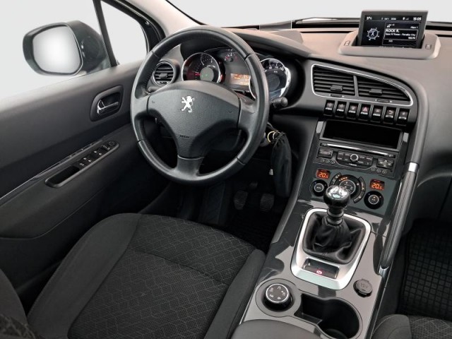 Peugeot 3008  1.6 HDi 