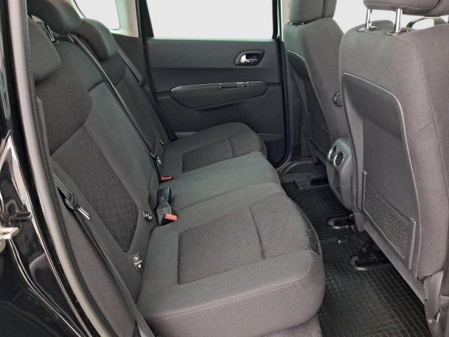 Peugeot 3008  1.6 HDi 