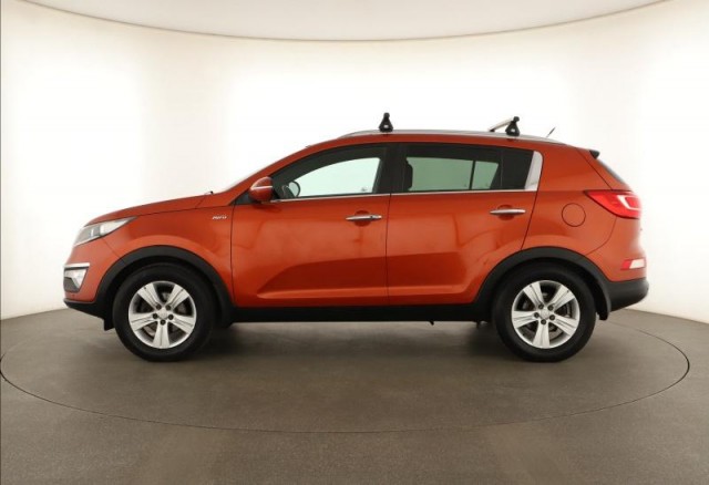 Kia Sportage  2.0 CVVT 