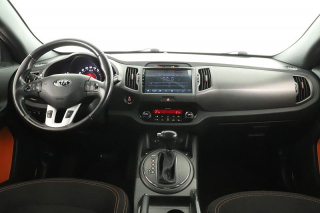 Kia Sportage  2.0 CVVT 