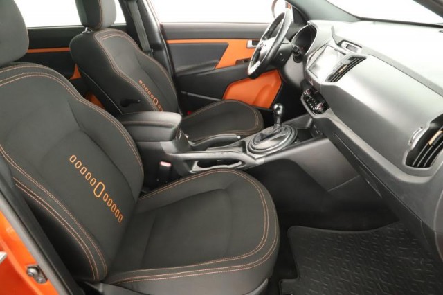 Kia Sportage  2.0 CVVT 