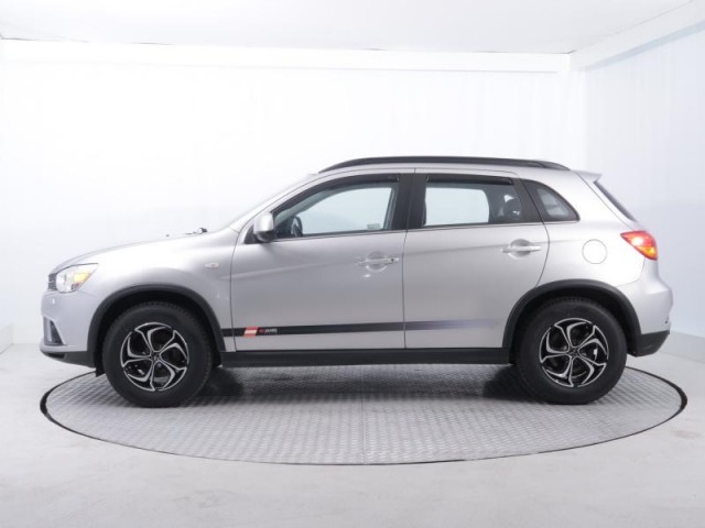 Mitsubishi ASX  1.6 MIVEC Inform