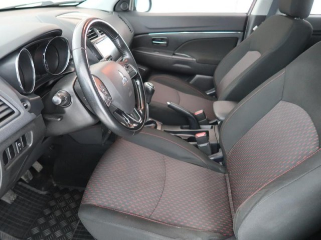Mitsubishi ASX  1.6 MIVEC Inform