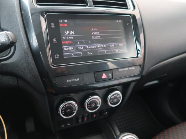 Mitsubishi ASX  1.6 MIVEC Inform