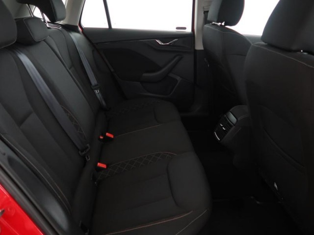 Škoda Kamiq  1.0 TSI Ambition