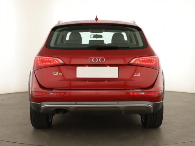 Audi Q5  2.0 TDI 