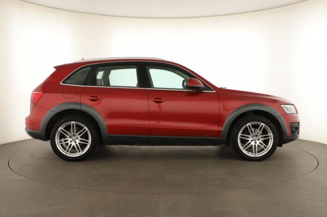 Audi Q5  2.0 TDI 