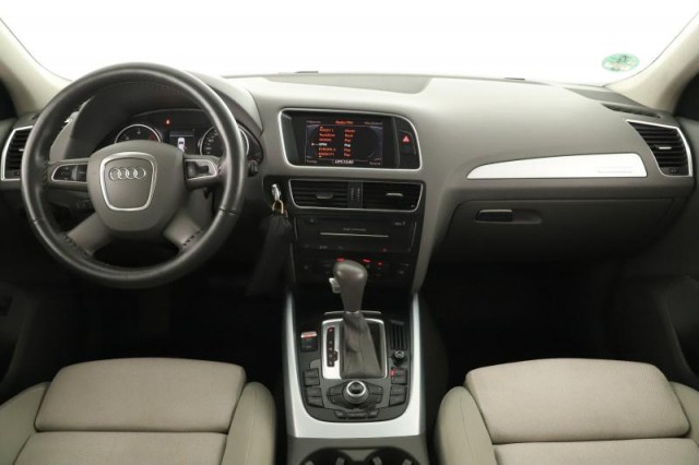 Audi Q5  2.0 TDI 
