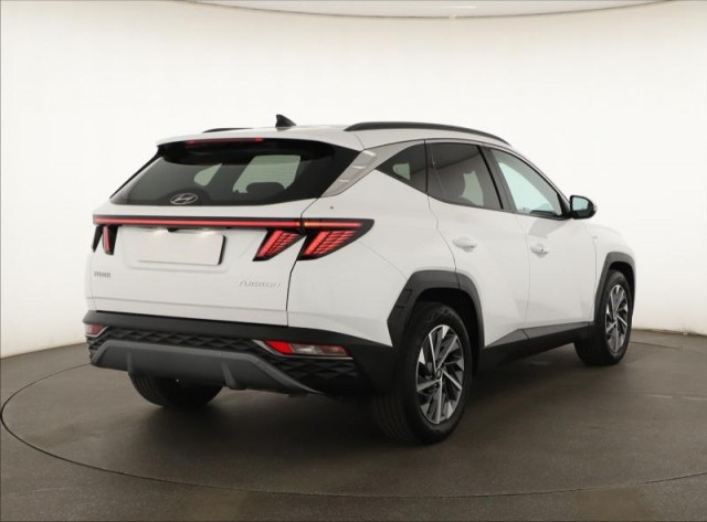 Hyundai Tucson  1.6 T-GDI 48V MHEV Smart