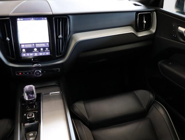 Volvo XC60  B4 AWD 