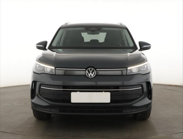 Volkswagen Tiguan  1.5 eTSI Limited