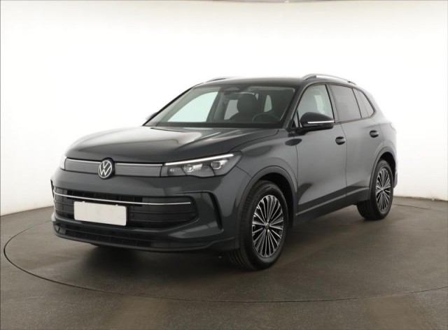 Volkswagen Tiguan  1.5 eTSI Limited