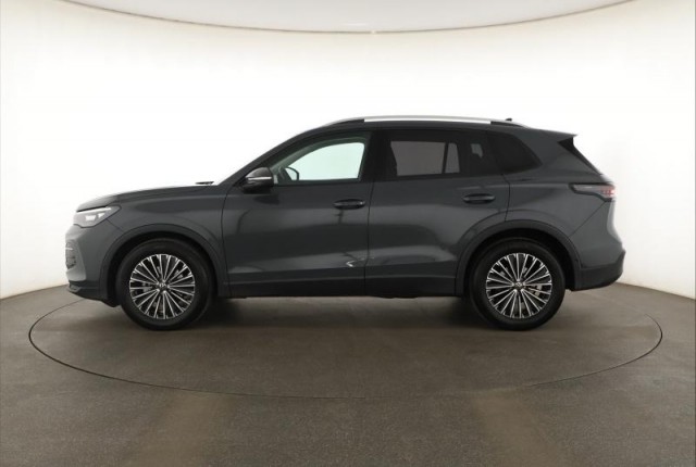 Volkswagen Tiguan  1.5 eTSI Limited