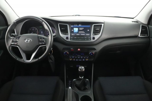 Hyundai Tucson  1.7 CRDi Trikolor