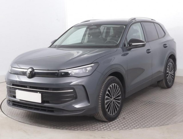 Volkswagen Tiguan  1.5 eTSI Life