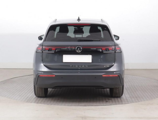 Volkswagen Tiguan  1.5 eTSI Life