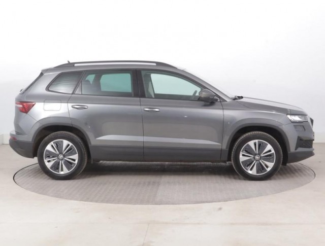 Škoda Karoq  1.5 TSI Ambition