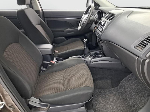 Mitsubishi ASX  1.6 MIVEC 
