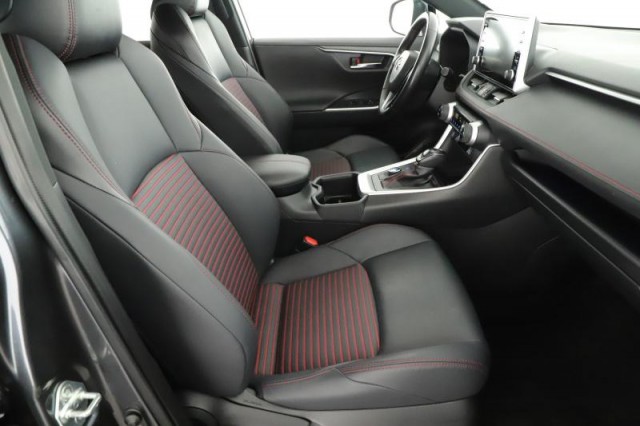 Toyota RAV 4  2.5 Plug-in Selection