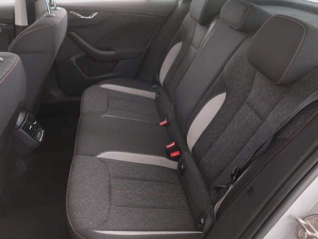 Škoda Kamiq  1.0 TSI 