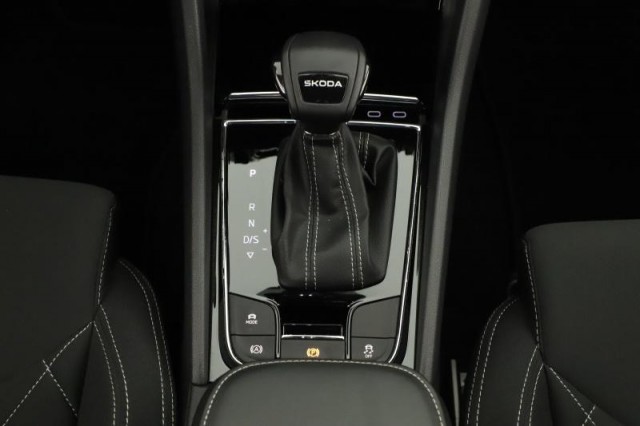 Škoda Karoq  1.5 TSI Sportline