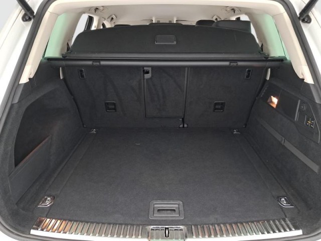 Volkswagen Touareg  3.0 TDI 