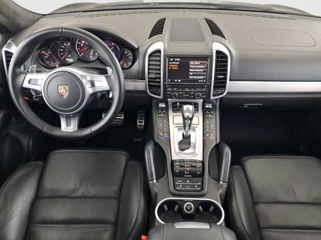 Porsche Cayenne  Turbo 