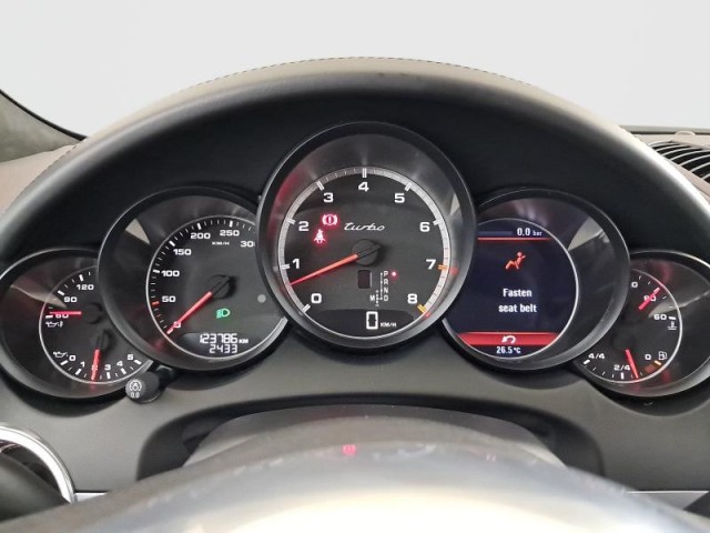 Porsche Cayenne  Turbo 