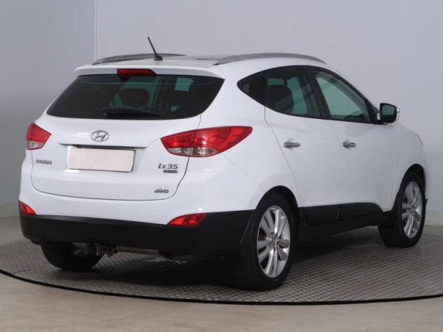 Hyundai ix35  2.0 CRDi 