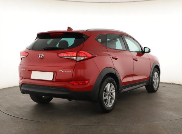 Hyundai Tucson  1.7 CRDi 