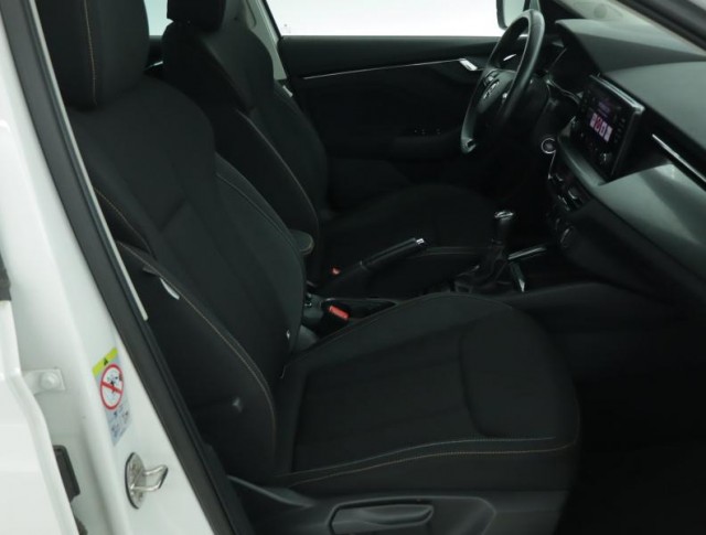 Škoda Kamiq  1.0 TSI Scoutline