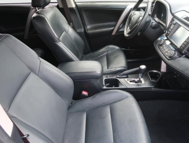 Toyota RAV 4  2.5 Hybrid 