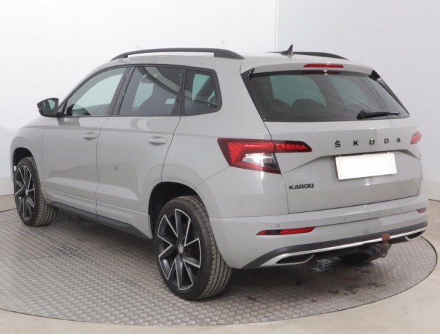 Škoda Karoq  1.5 TSI Sportline