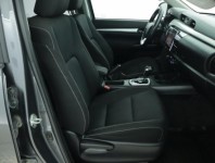 Toyota Hilux  2.4 D-4D Active