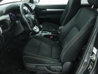 Toyota Hilux  2.4 D-4D Active