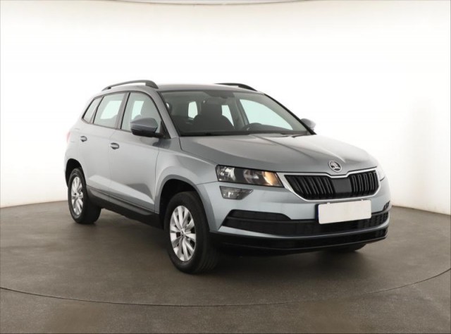 Škoda Karoq  1.0 TSI Ambition