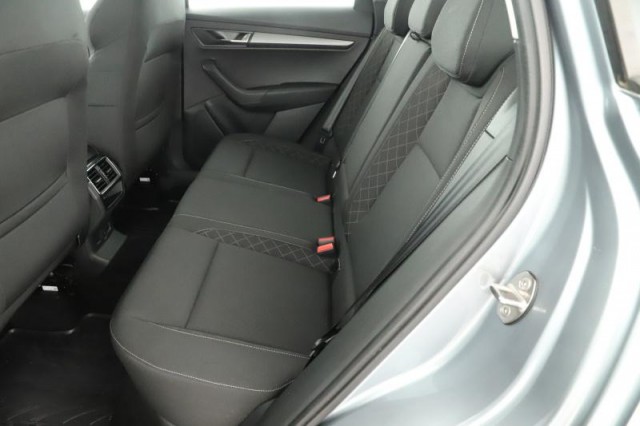 Škoda Karoq  1.0 TSI Ambition