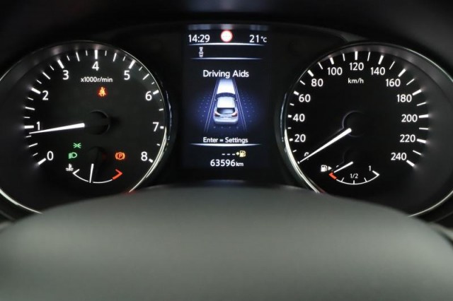 Nissan Qashqai  1.2 DIG-T 