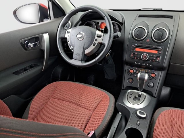 Nissan Qashqai  2.0 