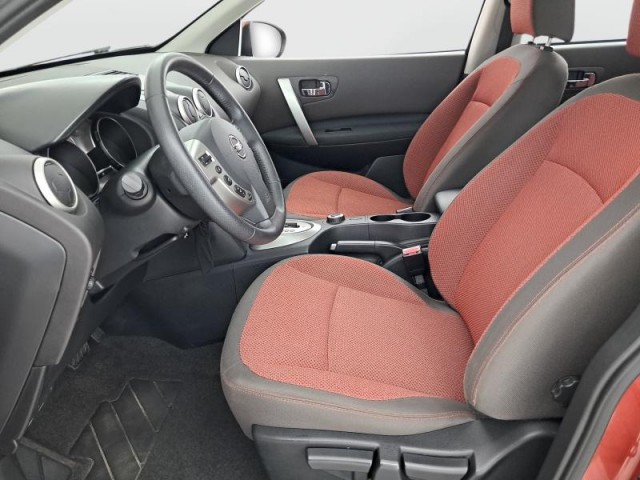 Nissan Qashqai  2.0 