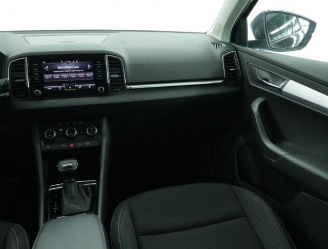 Škoda Karoq  1.5 TSI Ambition