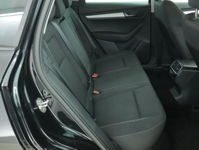 Škoda Karoq  1.5 TSI Ambition