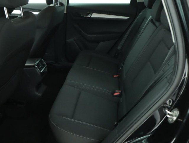 Škoda Karoq  1.5 TSI Ambition